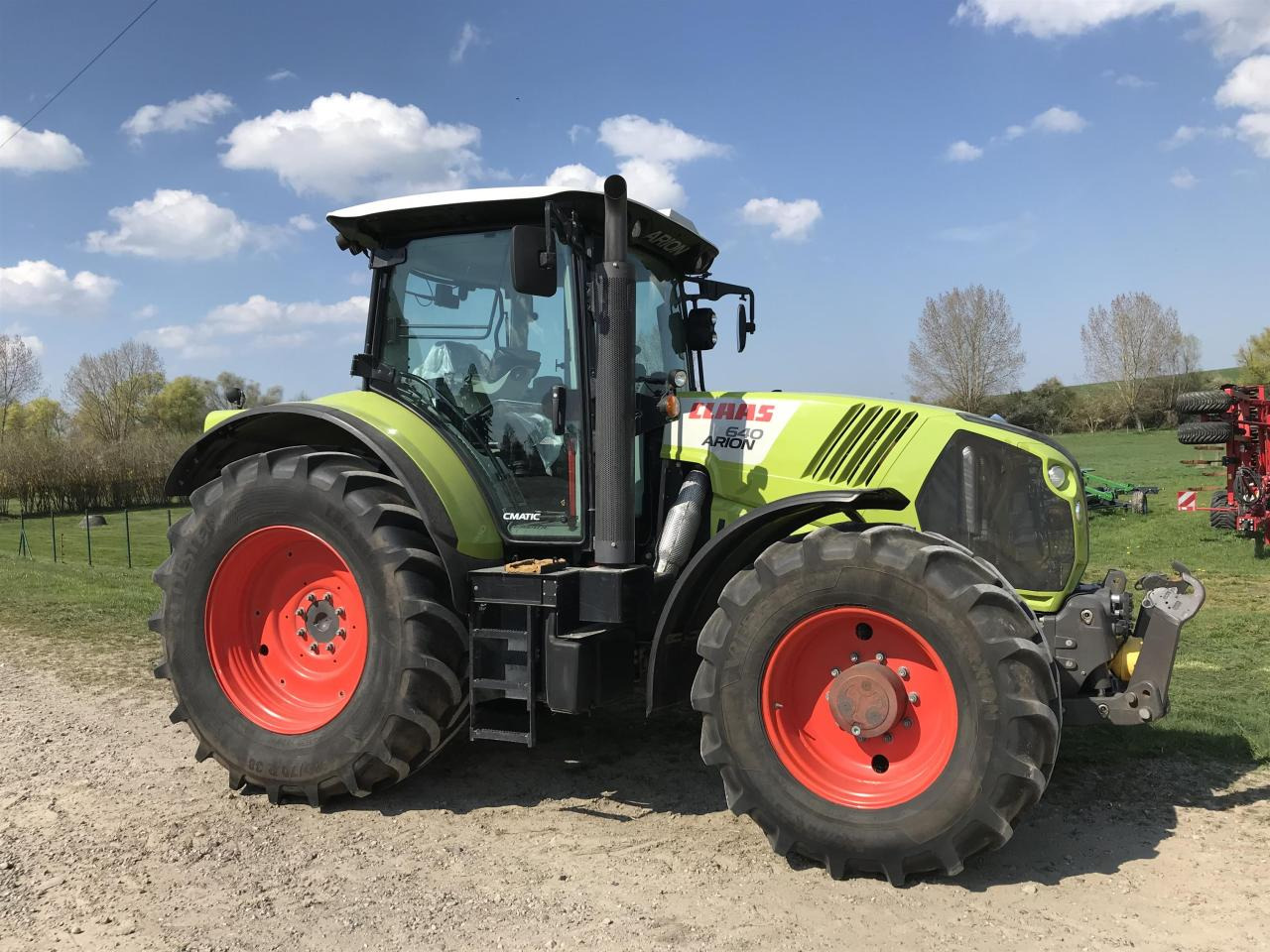 CLAAS Arion 640 - Trator: foto 2 CLAAS Arion 640 - Trator: foto 2