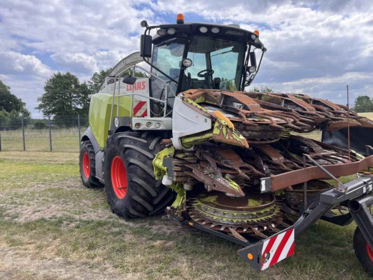 CLAAS Jaguar 980 - Picadora de forragem automotriz: foto 2 CLAAS Jaguar 980 - Picadora de forragem automotriz: foto 2
