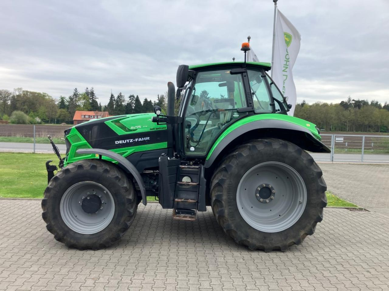 Deutz-Fahr 6215 TTV - Trator: foto 2 Deutz-Fahr 6215 TTV - Trator: foto 2