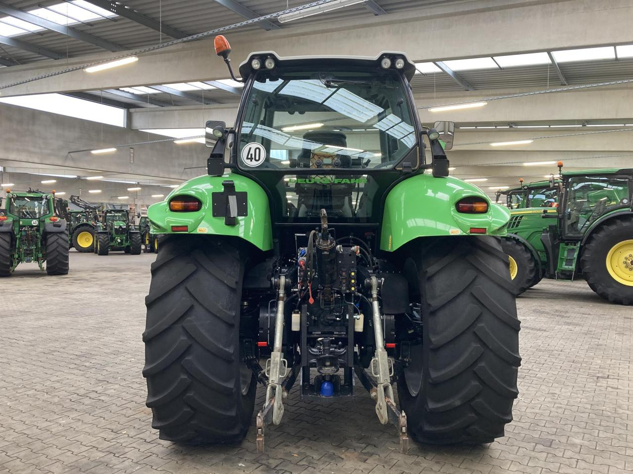 Deutz-Fahr 7210 TTV - Trator: foto 4 Deutz-Fahr 7210 TTV - Trator: foto 4