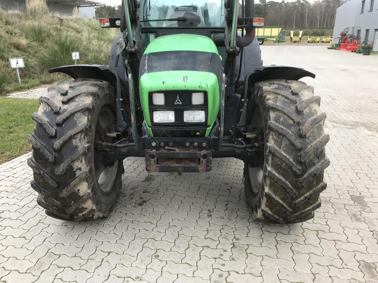 Deutz-Fahr Agrofarm 420 - Trator: foto 5 Deutz-Fahr Agrofarm 420 - Trator: foto 5