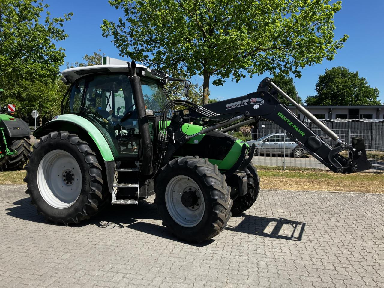 Deutz-Fahr Agrotron K410 - Trator: foto 2 Deutz-Fahr Agrotron K410 - Trator: foto 2