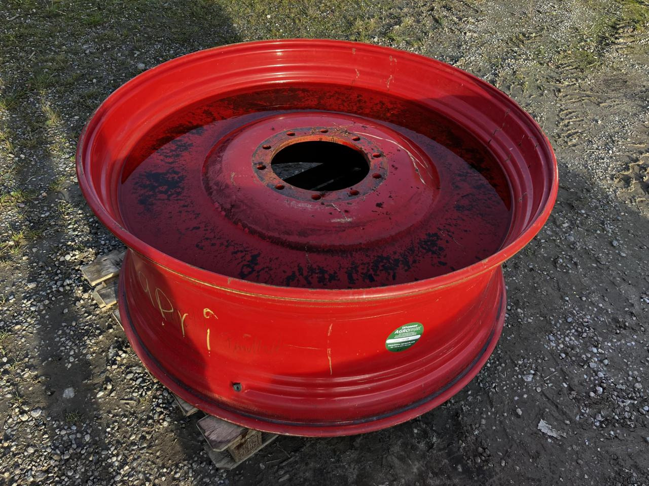 Fendt 18x46 - Pneu por Máquina agrícola: foto 1 Fendt 18x46 - Pneu por Máquina agrícola: foto 1