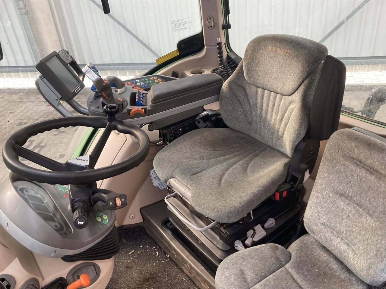 Trator Fendt 516 Vario Profi: foto 12