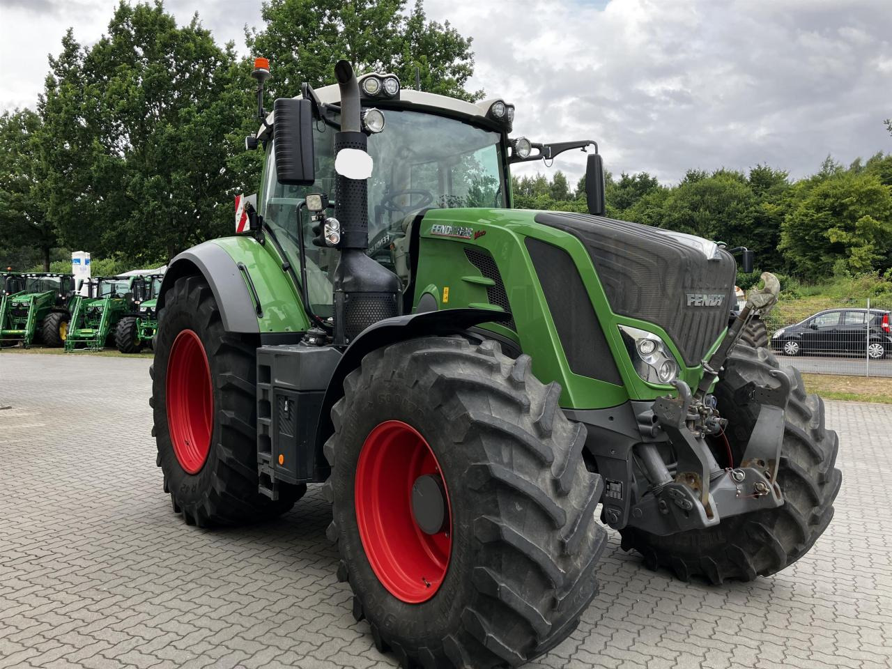Fendt 828 Vario Profi Plus - Trator: foto 2 Fendt 828 Vario Profi Plus - Trator: foto 2