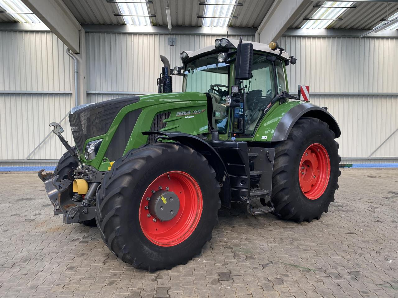 Fendt 933 Vario Profi Plus - Trator: foto 1 Fendt 933 Vario Profi Plus - Trator: foto 1