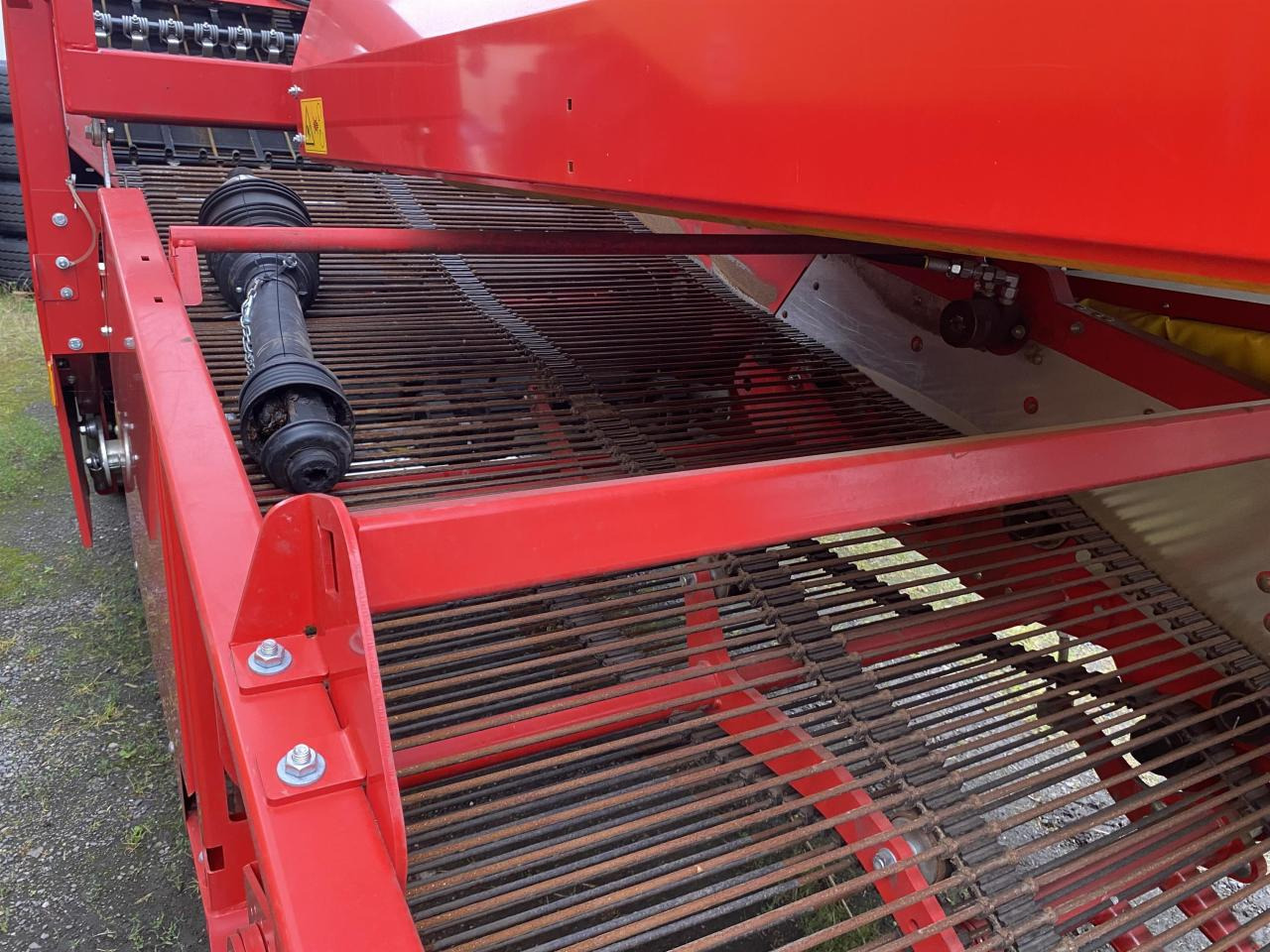 Grimme SE 150/60 NB - Colheitadeira de batatas: foto 2 Grimme SE 150/60 NB - Colheitadeira de batatas: foto 2