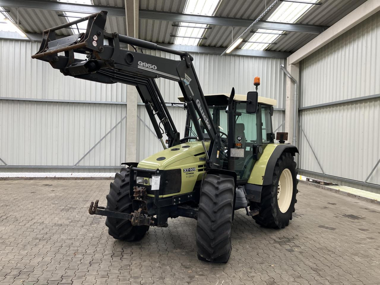 Hürlimann XT 909 - Trator: foto 1 Hürlimann XT 909 - Trator: foto 1