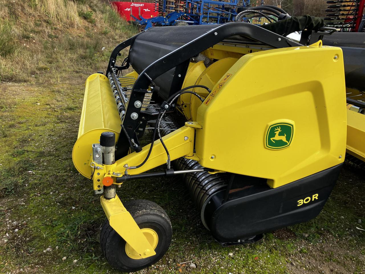 John Deere 30R - Acessórios para Colhedora de forragem: foto 3 John Deere 30R - Acessórios para Colhedora de forragem: foto 3