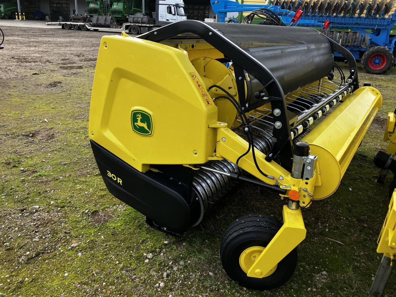 John Deere 30R - Acessórios para Colhedora de forragem: foto 4 John Deere 30R - Acessórios para Colhedora de forragem: foto 4