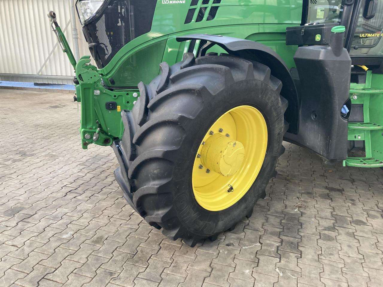 John Deere 6155R - Trator: foto 2 John Deere 6155R - Trator: foto 2