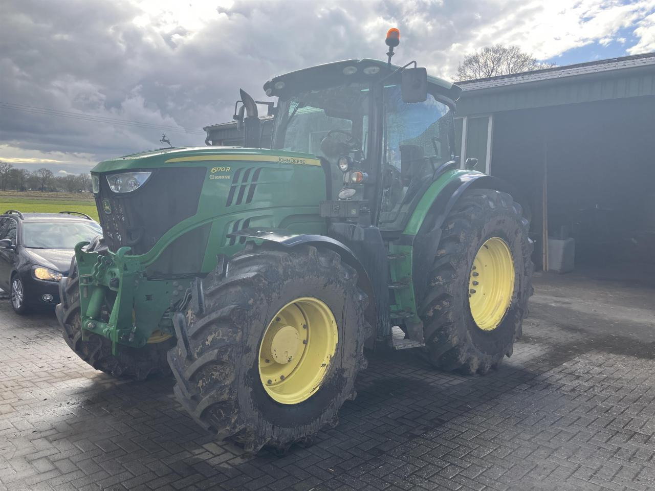 John Deere 6170R - Trator: foto 4 John Deere 6170R - Trator: foto 4