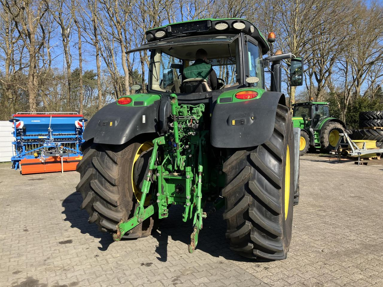 John Deere 6195R - Trator: foto 3 John Deere 6195R - Trator: foto 3