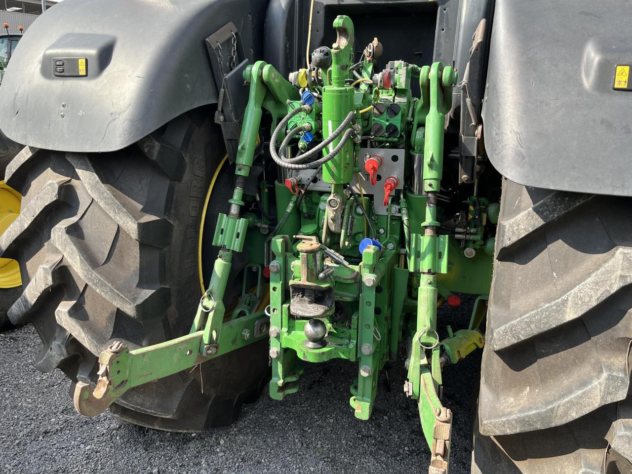 John Deere 6210R - Trator: foto 4 John Deere 6210R - Trator: foto 4