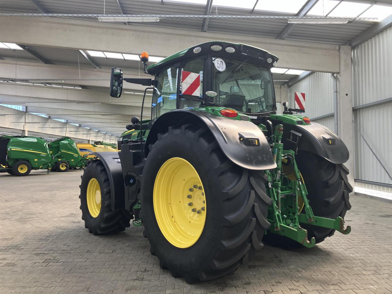 John Deere 6215R - Trator: foto 4 John Deere 6215R - Trator: foto 4