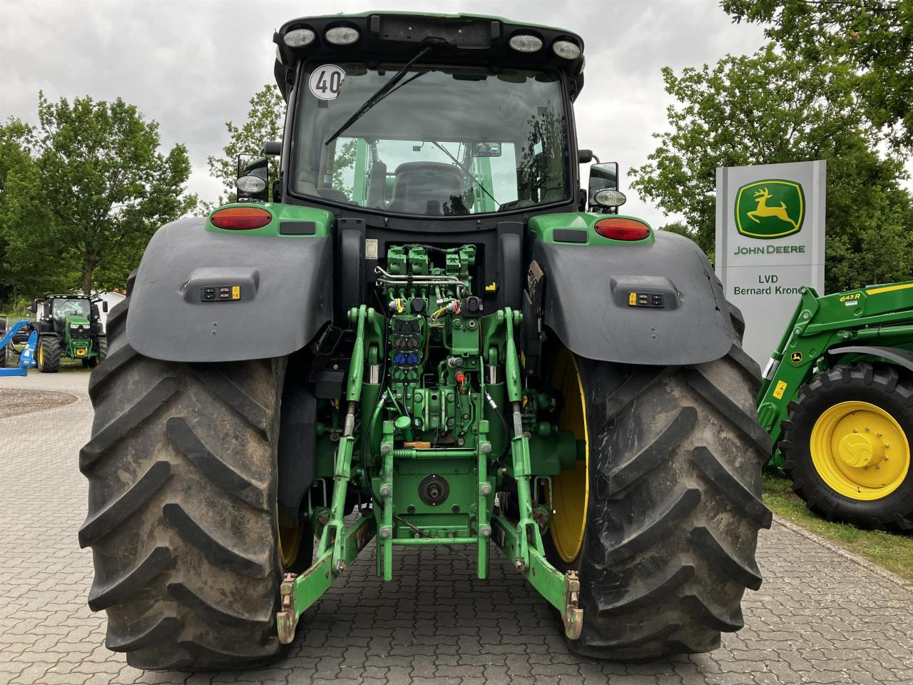 John Deere 6215R - Trator: foto 5 John Deere 6215R - Trator: foto 5