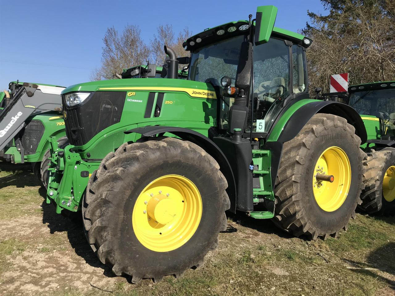 John Deere 6R 250 - Trator: foto 1 John Deere 6R 250 - Trator: foto 1