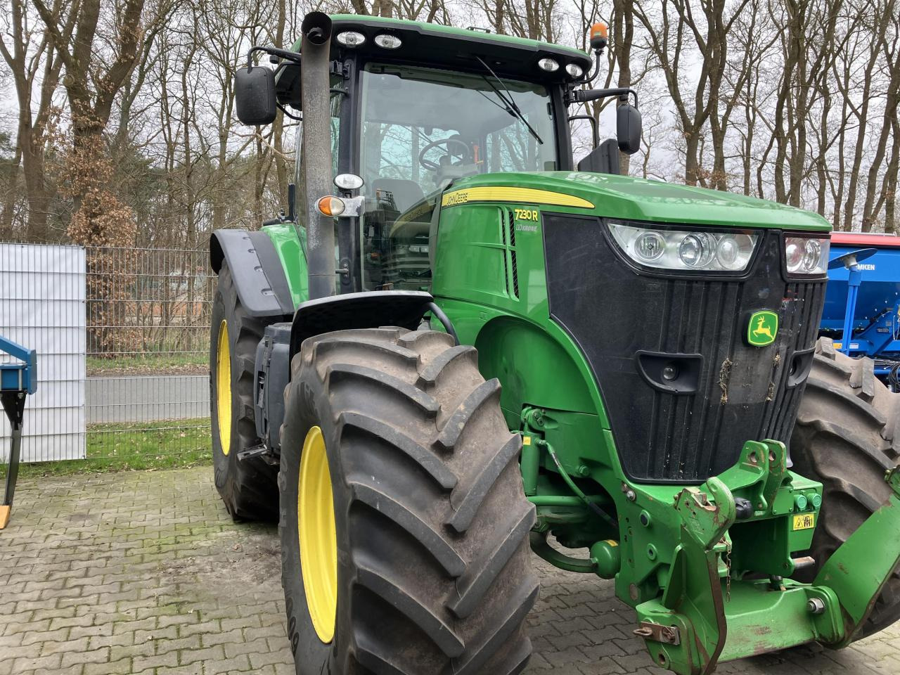 John Deere 7230R - Trator: foto 2 John Deere 7230R - Trator: foto 2