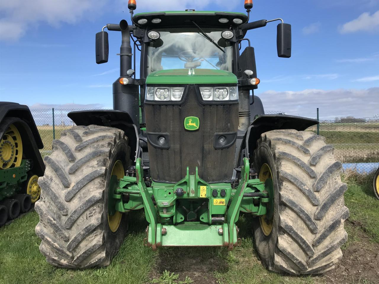 John Deere 7310R - Trator: foto 3 John Deere 7310R - Trator: foto 3