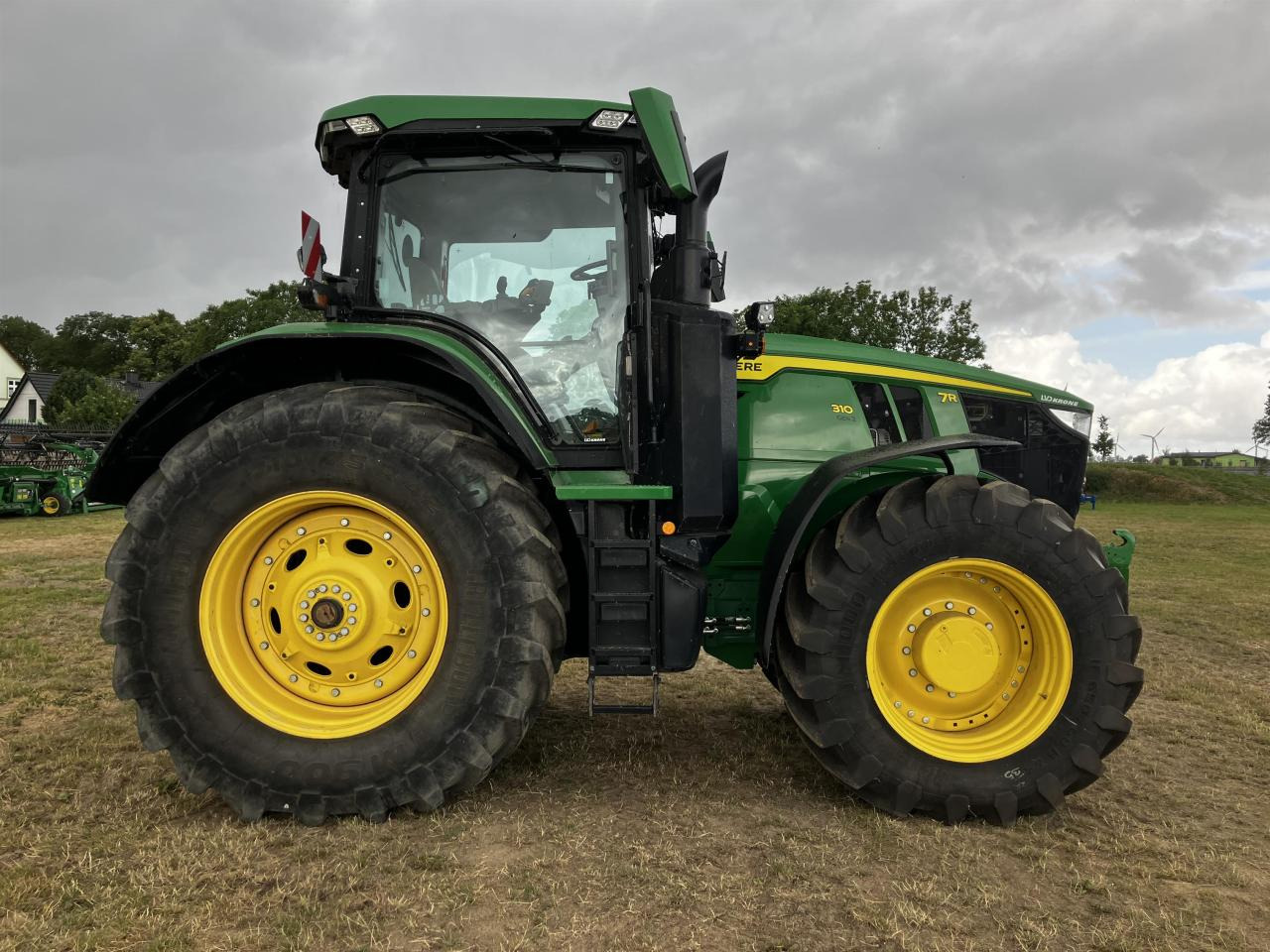 John Deere 7R 310 - Trator: foto 2 John Deere 7R 310 - Trator: foto 2