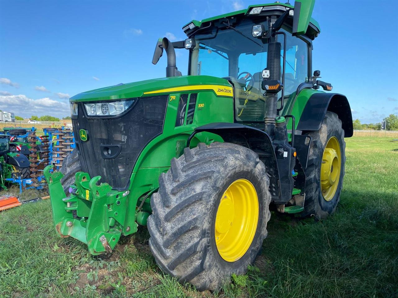 John Deere 7R 330 - Trator: foto 1 John Deere 7R 330 - Trator: foto 1