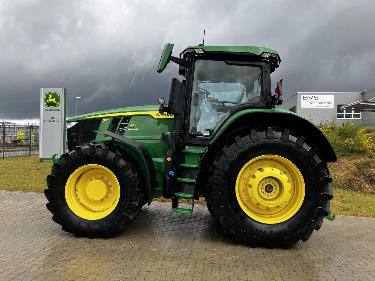 John Deere 7R 350 - Trator: foto 1 John Deere 7R 350 - Trator: foto 1