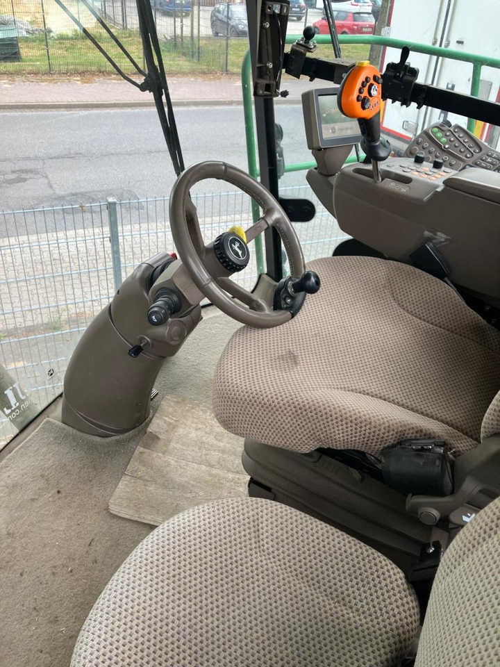 John Deere 8500 - Picadora de forragem automotriz: foto 4 John Deere 8500 - Picadora de forragem automotriz: foto 4