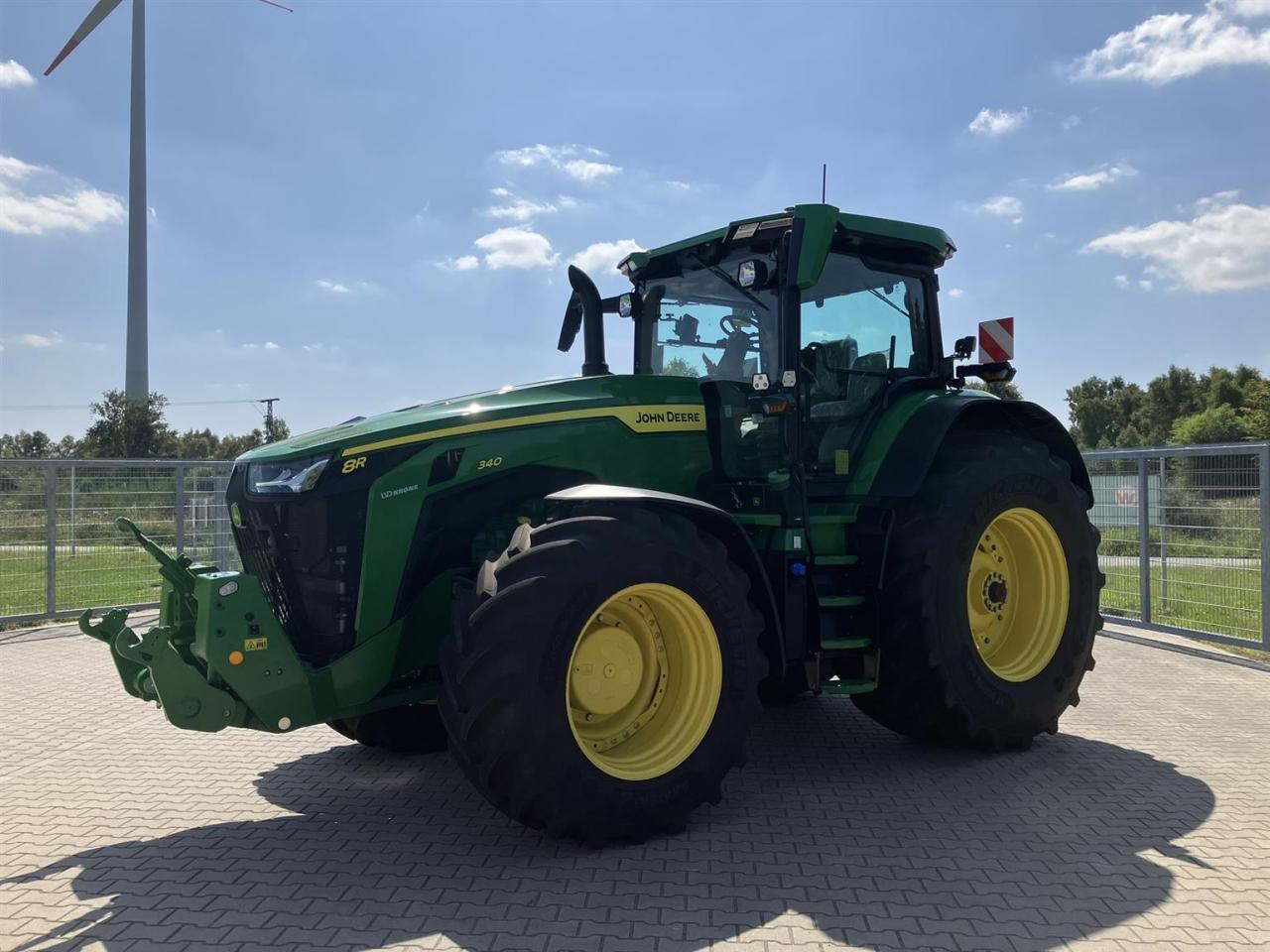 John Deere 8R 340 - Trator: foto 1 John Deere 8R 340 - Trator: foto 1