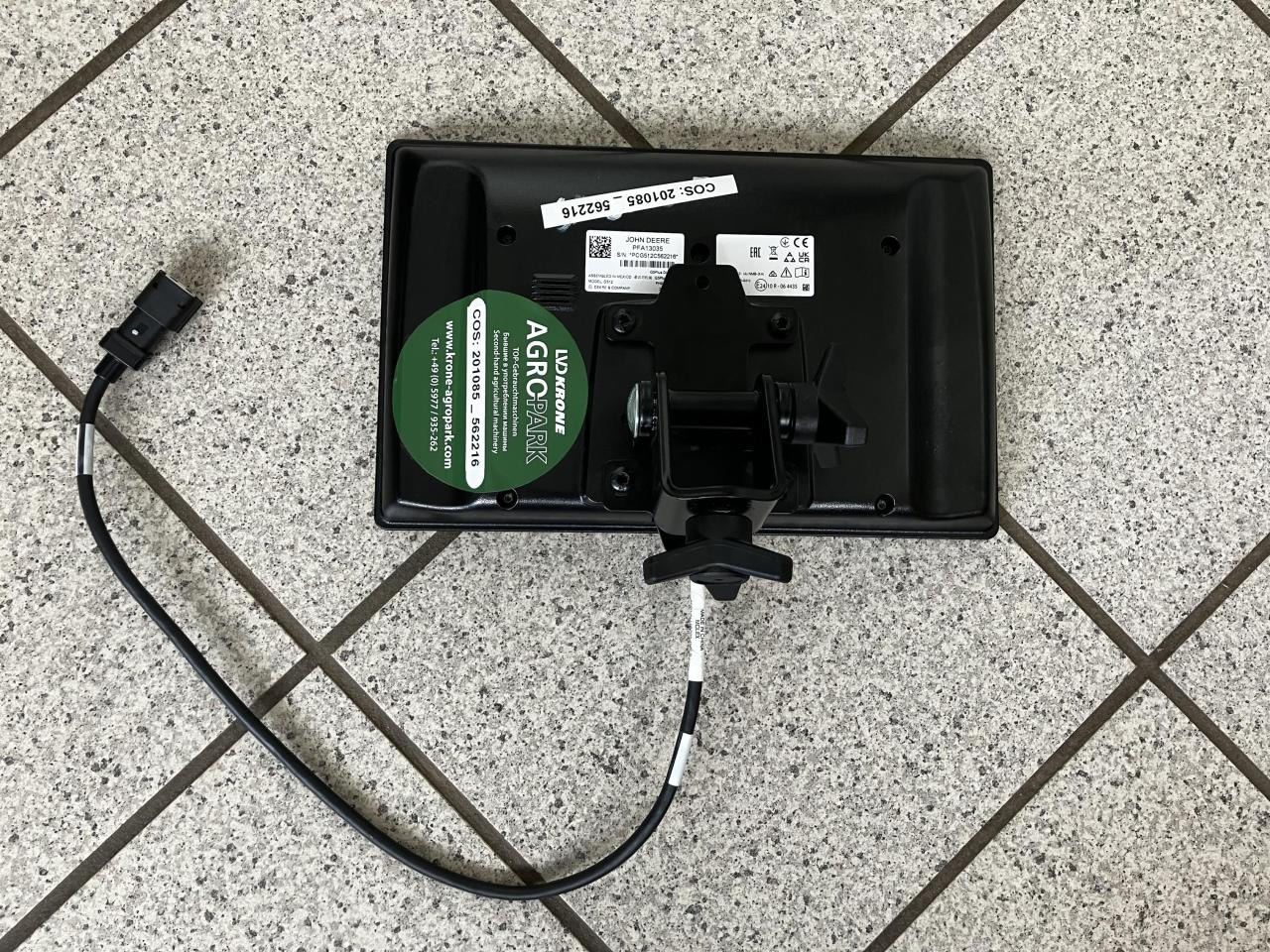 John Deere G5 Plus Zusatzdisplay - Sistema de navegação por Máquina agrícola: foto 2 John Deere G5 Plus Zusatzdisplay - Sistema de navegação por Máquina agrícola: foto 2