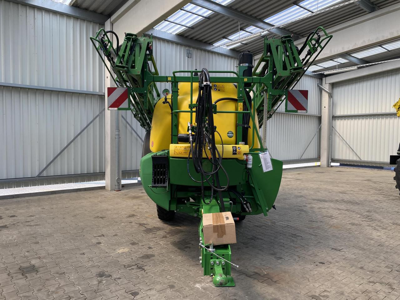 John Deere R740i - Pulverizador de arrastar: foto 2 John Deere R740i - Pulverizador de arrastar: foto 2