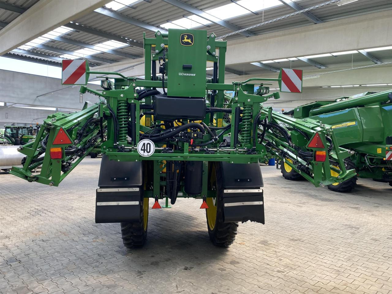 John Deere R740i - Pulverizador de arrastar: foto 4 John Deere R740i - Pulverizador de arrastar: foto 4