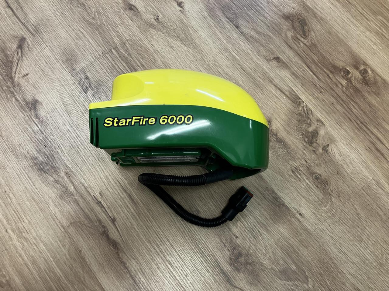 John Deere SF6000 SF3, M-RTK - Sistema de navegação por Máquina agrícola: foto 3 John Deere SF6000 SF3, M-RTK - Sistema de navegação por Máquina agrícola: foto 3