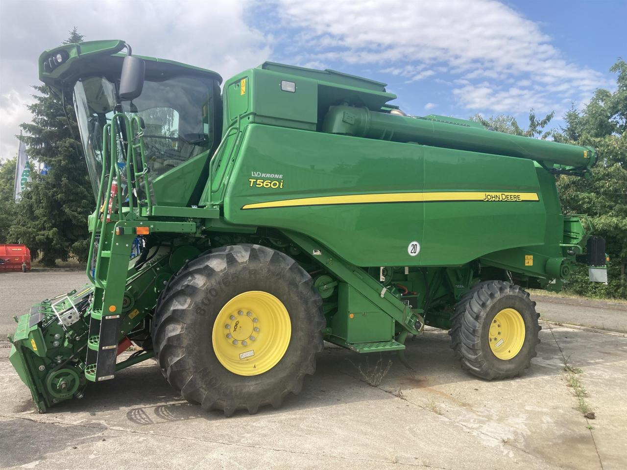 John Deere T560 - Ceifeira debulhadora: foto 1 John Deere T560 - Ceifeira debulhadora: foto 1