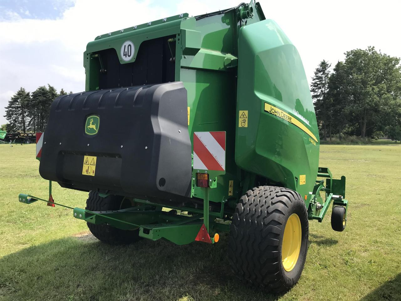 John Deere V461M - Enfardadeira de fardos redondos: foto 3 John Deere V461M - Enfardadeira de fardos redondos: foto 3