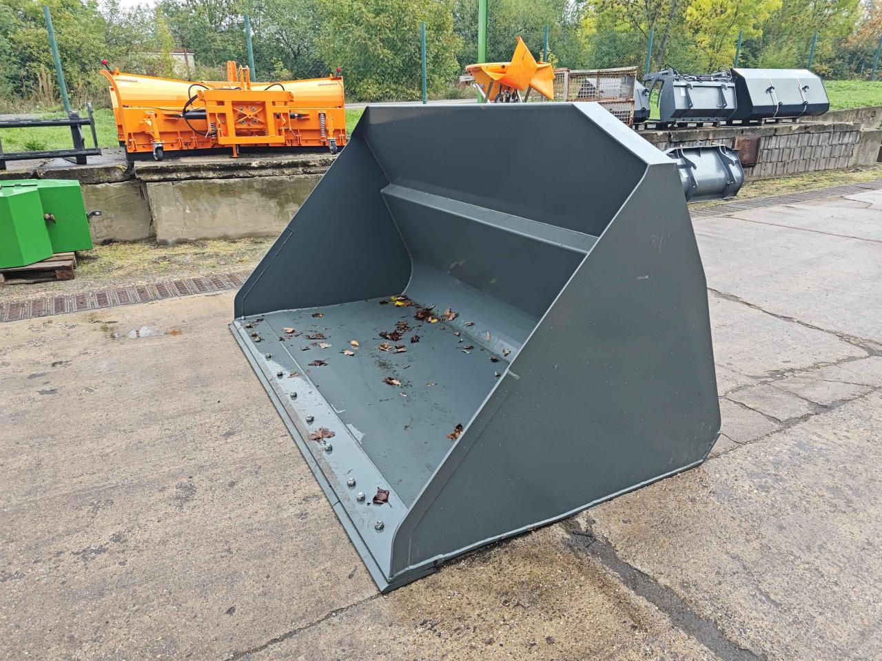 Kramer 2900 mm - Balde: foto 1 Kramer 2900 mm - Balde: foto 1