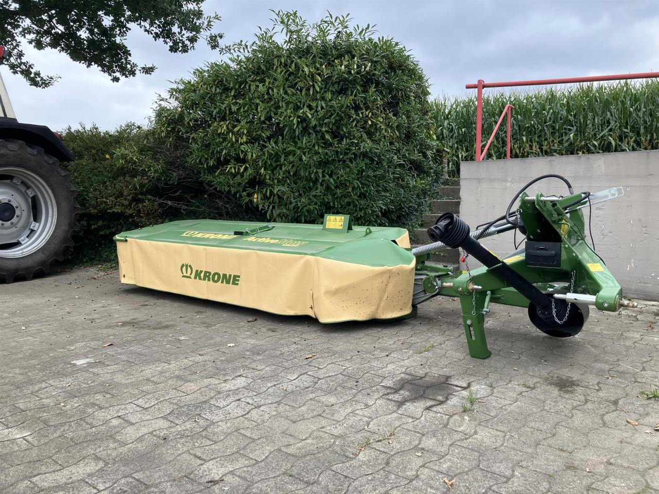 Krone ActiveMow R 280 - Gadanheira: foto 1 Krone ActiveMow R 280 - Gadanheira: foto 1