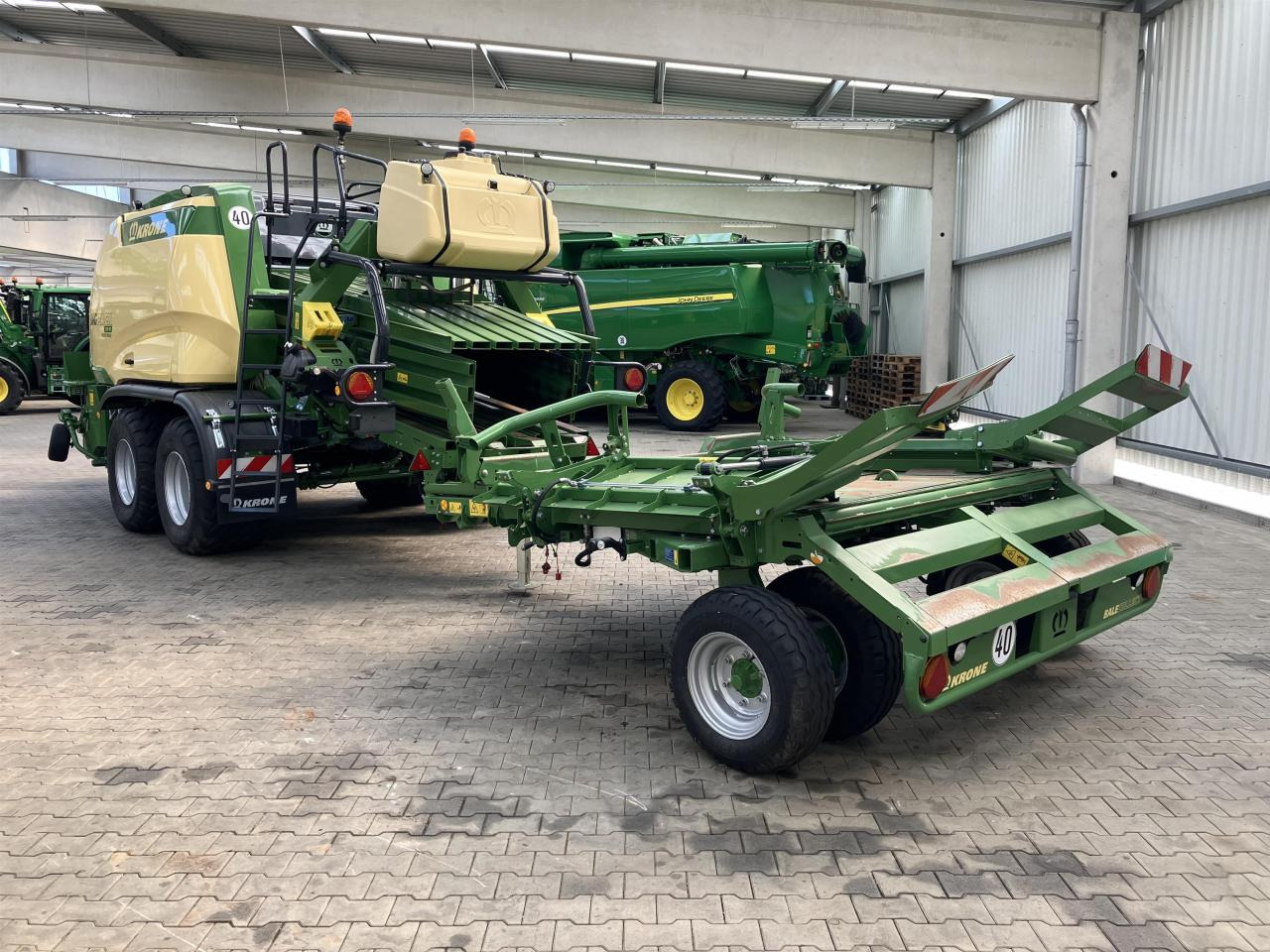 Krone Big Pack 1270 VC - Enfardadeira de fardos quadrados: foto 5 Krone Big Pack 1270 VC - Enfardadeira de fardos quadrados: foto 5