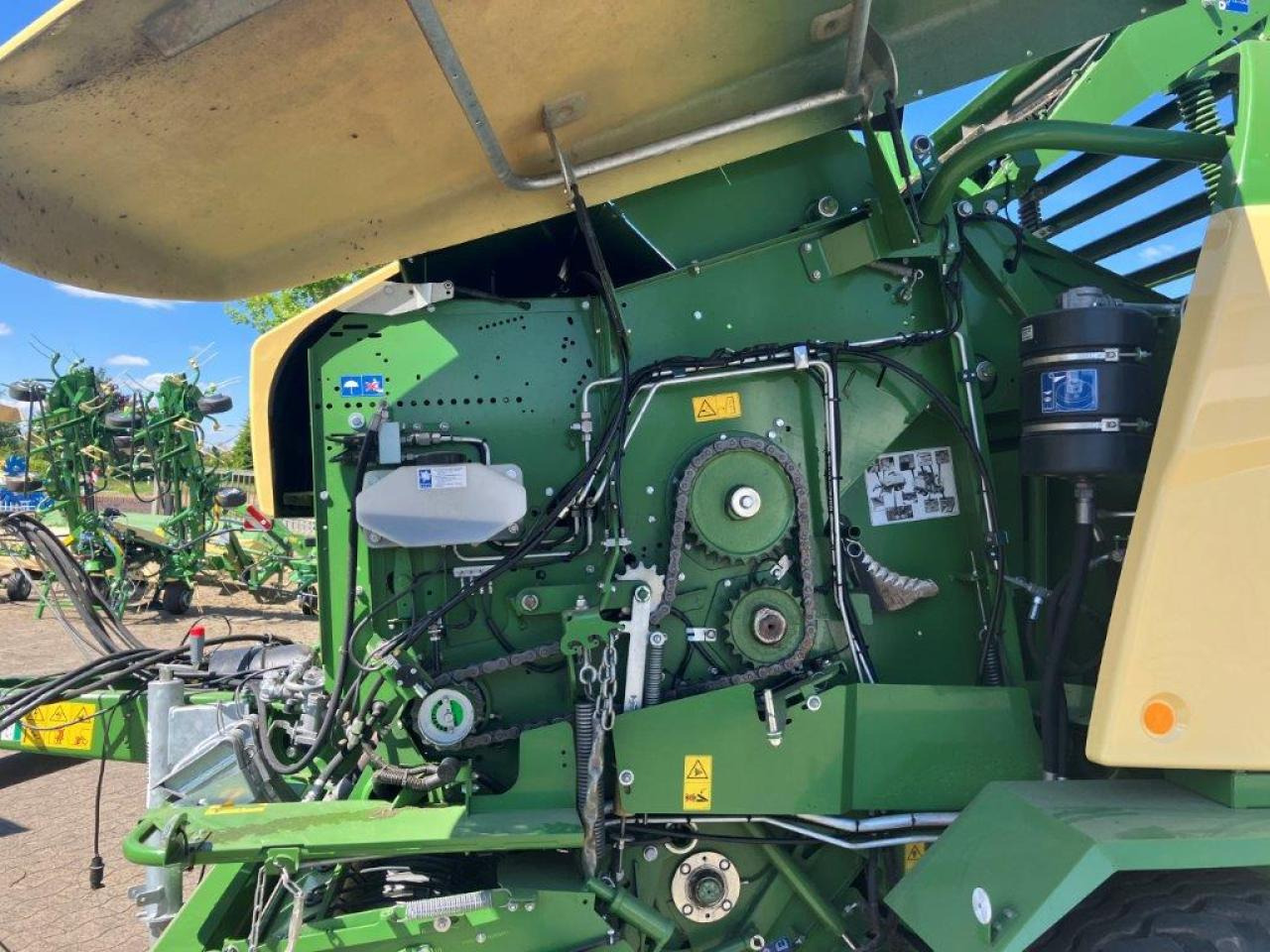 Enfardadeira de fardos redondos Krone CF 155 XC: foto 12