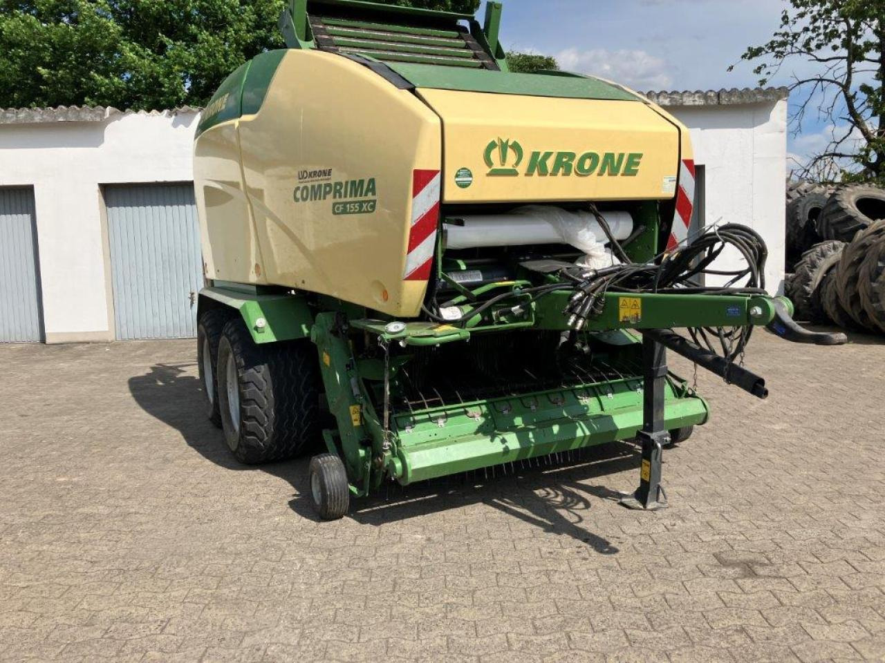 Krone CF 155 XC Comprima - Enfardadeira de fardos redondos: foto 3 Krone CF 155 XC Comprima - Enfardadeira de fardos redondos: foto 3