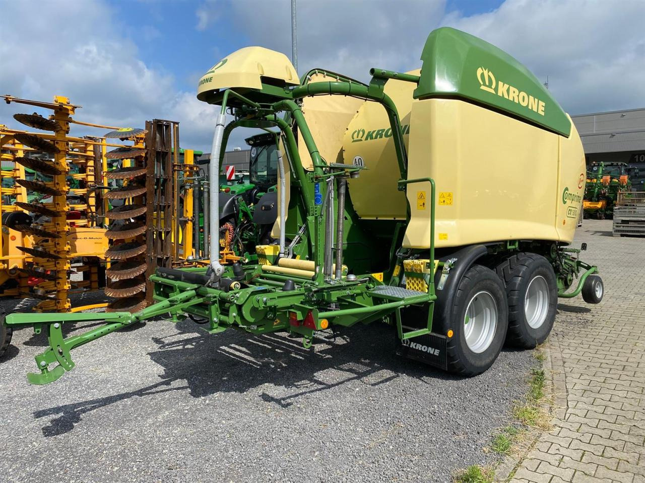 Krone CV 150 XC x-treme - Enfardadeira de fardos redondos: foto 2 Krone CV 150 XC x-treme - Enfardadeira de fardos redondos: foto 2