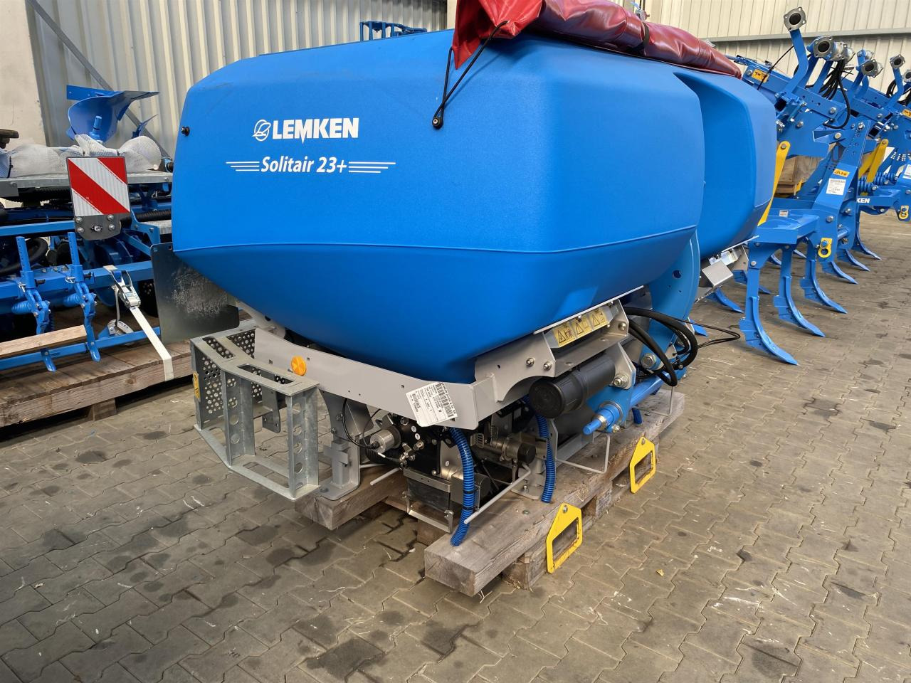 Lemken Azurit 10 K 8 - Semeadora de precisão: foto 2 Lemken Azurit 10 K 8 - Semeadora de precisão: foto 2