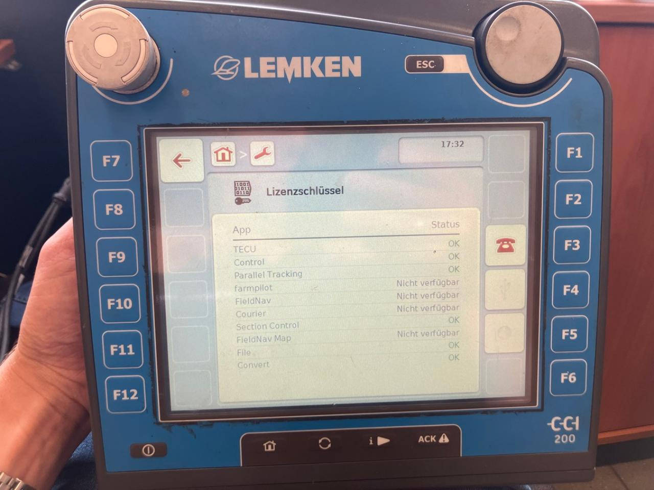 Lemken CCI200 - Sistema de navegação por Máquina agrícola: foto 5 Lemken CCI200 - Sistema de navegação por Máquina agrícola: foto 5