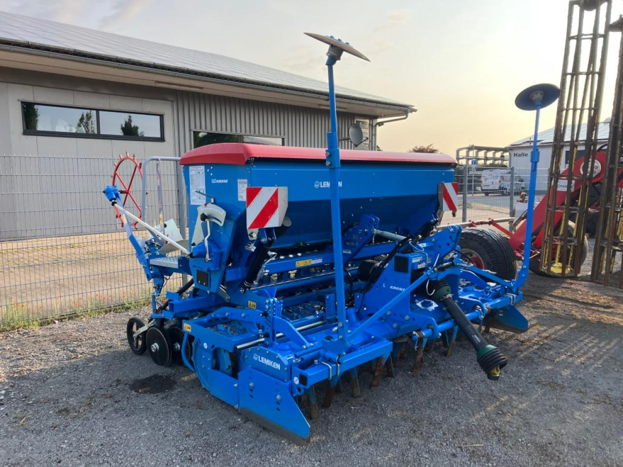 Lemken Saphir 9/300 - Semeadeira: foto 1 Lemken Saphir 9/300 - Semeadeira: foto 1