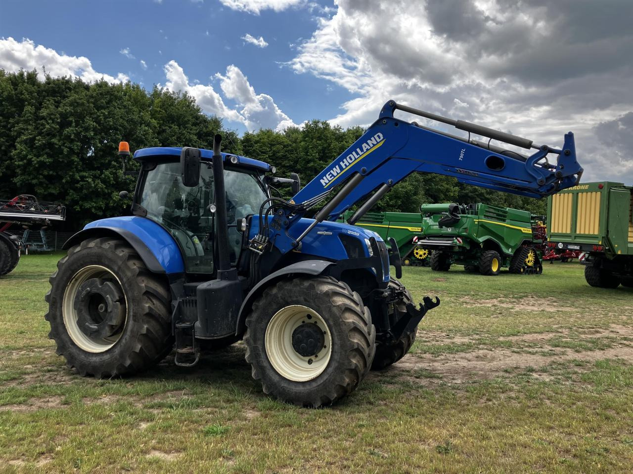 New Holland T7.270 - Trator: foto 2 New Holland T7.270 - Trator: foto 2