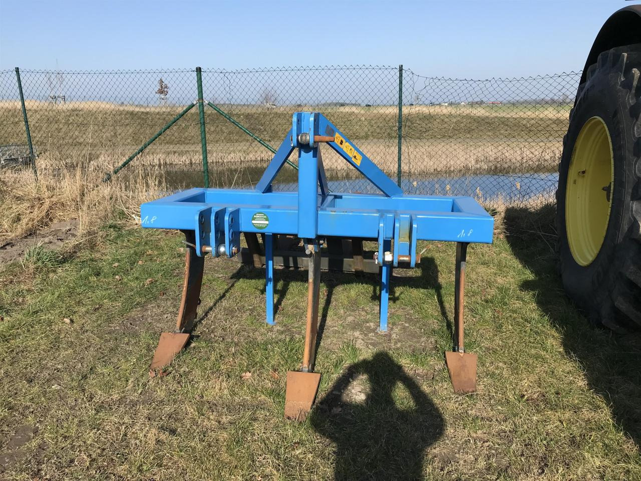 SVD Tiefenlockerer 3-1800 - Cultivador: foto 1 SVD Tiefenlockerer 3-1800 - Cultivador: foto 1