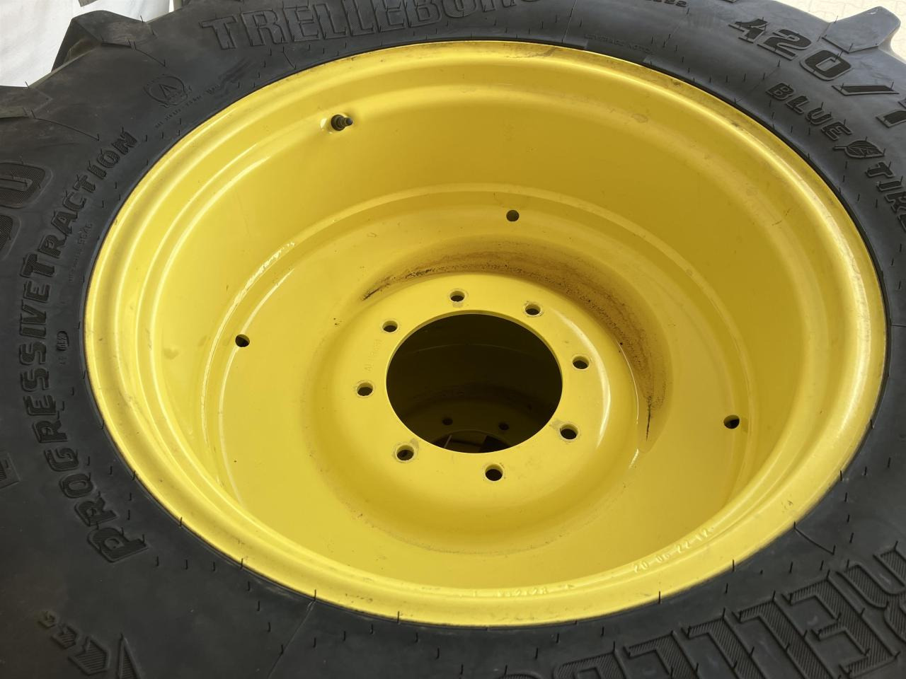 Trelleborg 420/70R28 - Pneu por Máquina agrícola: foto 3 Trelleborg 420/70R28 - Pneu por Máquina agrícola: foto 3