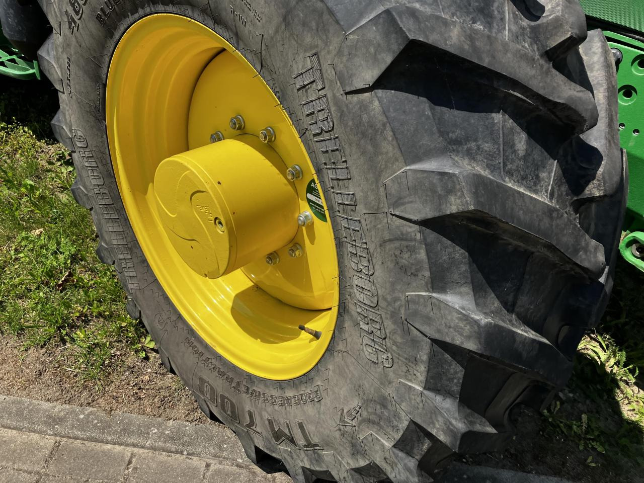 Trelleborg 480/70R30 - Pneu por Máquina agrícola: foto 2 Trelleborg 480/70R30 - Pneu por Máquina agrícola: foto 2