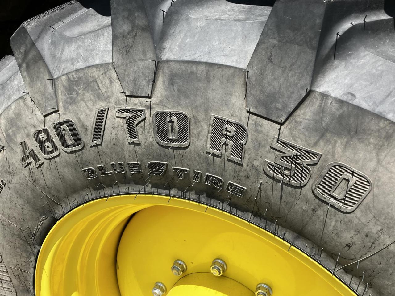 Trelleborg 480/70R30 - Pneu por Máquina agrícola: foto 5 Trelleborg 480/70R30 - Pneu por Máquina agrícola: foto 5