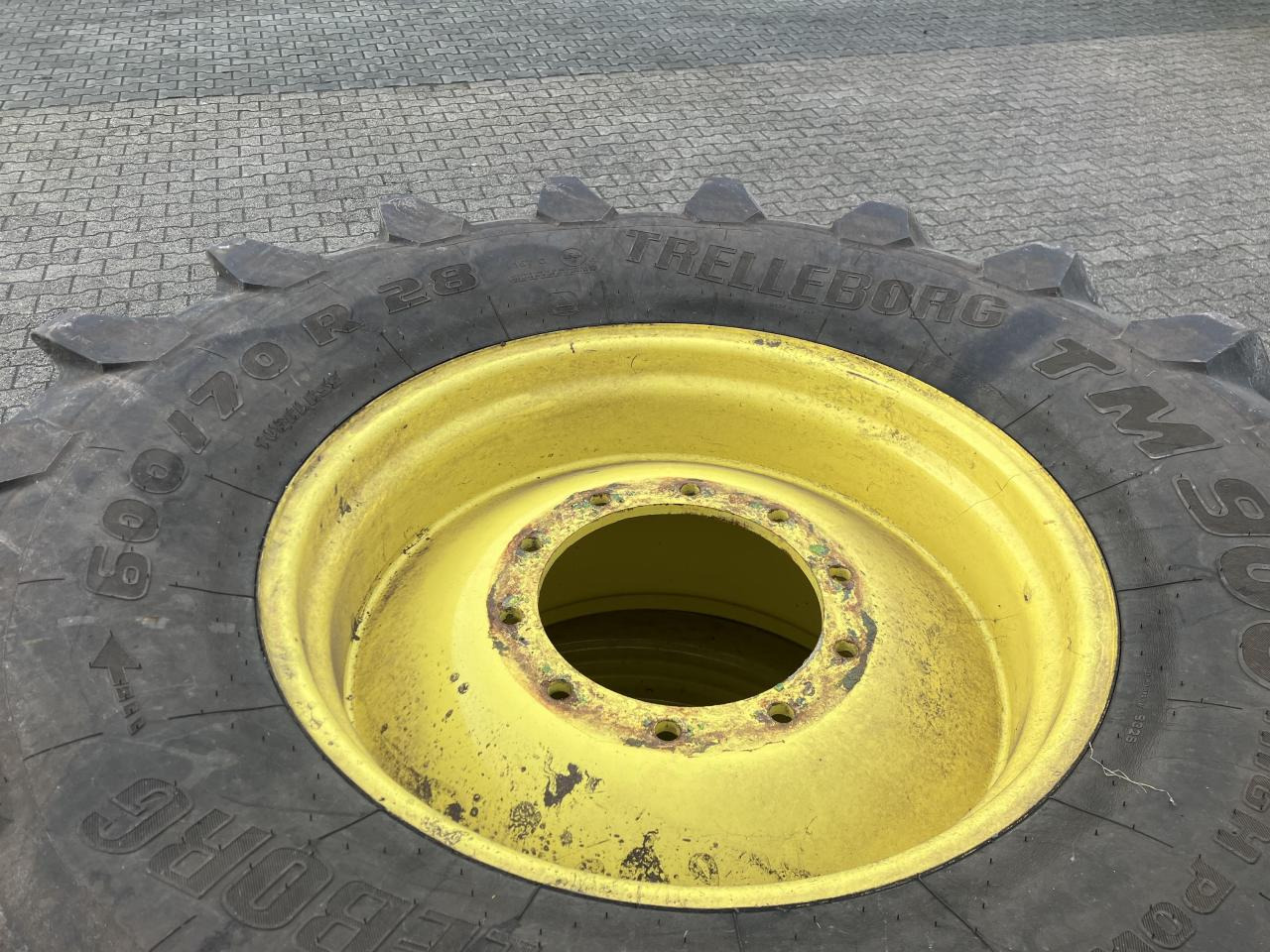 Trelleborg 600/70R28 & 650/85R38 - Pneu por Máquina agrícola: foto 3 Trelleborg 600/70R28 & 650/85R38 - Pneu por Máquina agrícola: foto 3