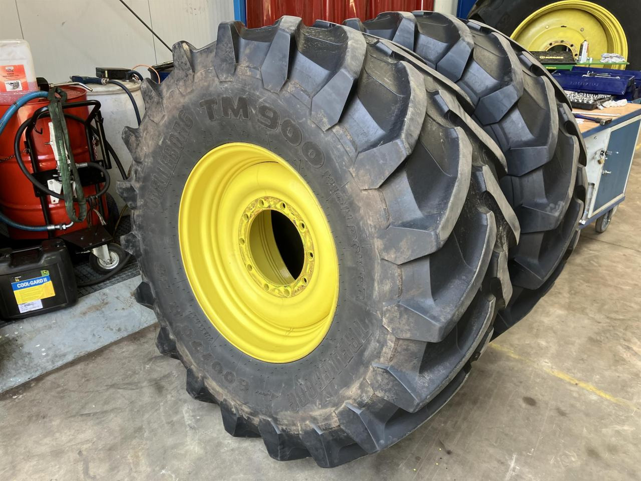 Trelleborg 600/70R28 - Pneu por Máquina agrícola: foto 2 Trelleborg 600/70R28 - Pneu por Máquina agrícola: foto 2